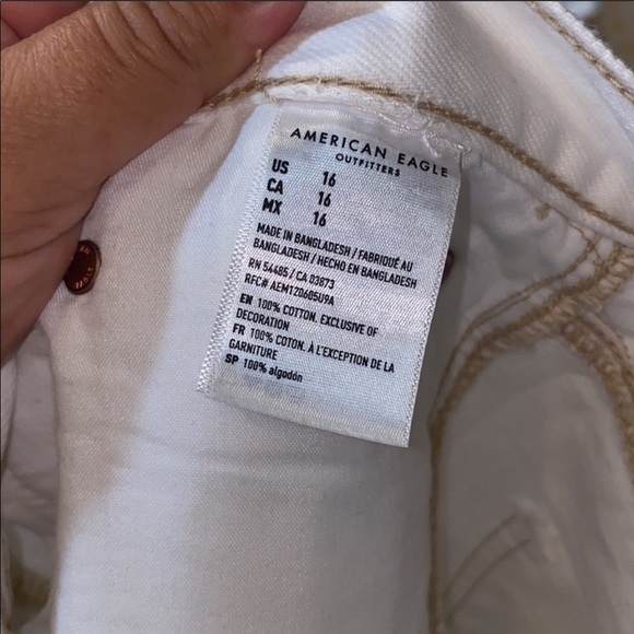 American Eagle 90’s Boyfriend Denim Shorts White - Picture 10 of 12